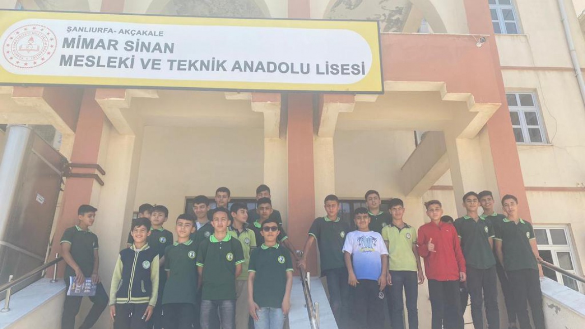 8. Sınıf Öğrencilerimiz Meslek Tanıtım Etkinlikleri Kapsamında Mimar Sinan Mesleki ve Teknik Anadolu Lisesi'ni Ziyaret Etti.